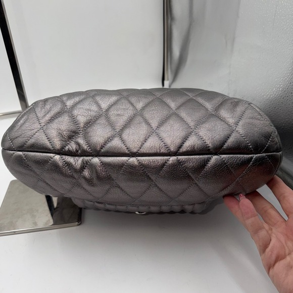 Coach Poppy Quilted Metallic Leather Tote Bag Silver Shoulder Handbag - Picture 8 of 10